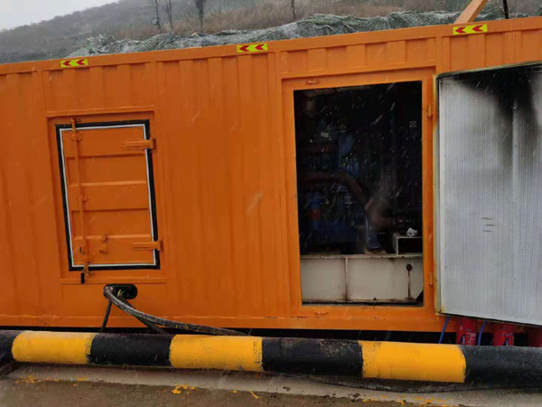 郧阳发电机出租 柴油发电机组电压低报警怎么办？