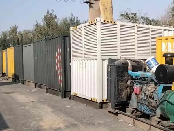 郧阳200KW柴油发电机机组每小时油耗是多少?